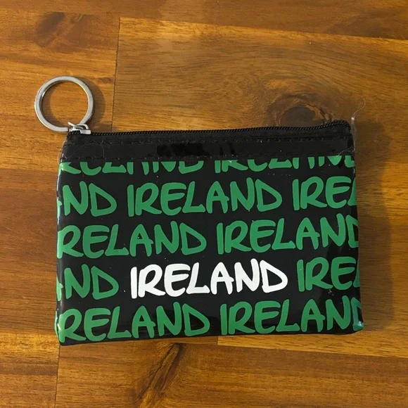 Ireland Black and Green Pouch - Picture 1 of 3